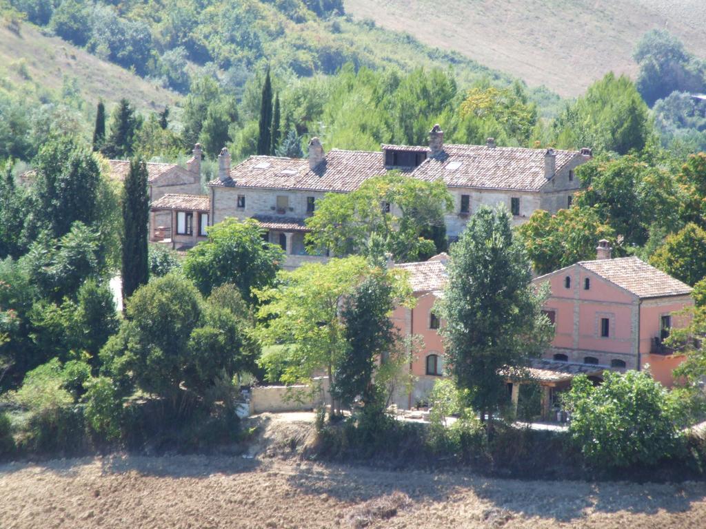 Agriturismo La Campana Βίλα Montefiore dellʼAso Εξωτερικό φωτογραφία